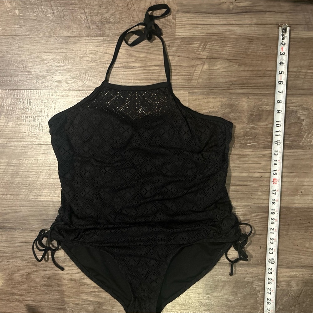 Plus size bathing suit Black